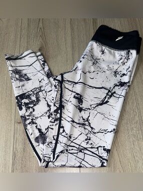 Doyoueven do you even black white marble leggings tights